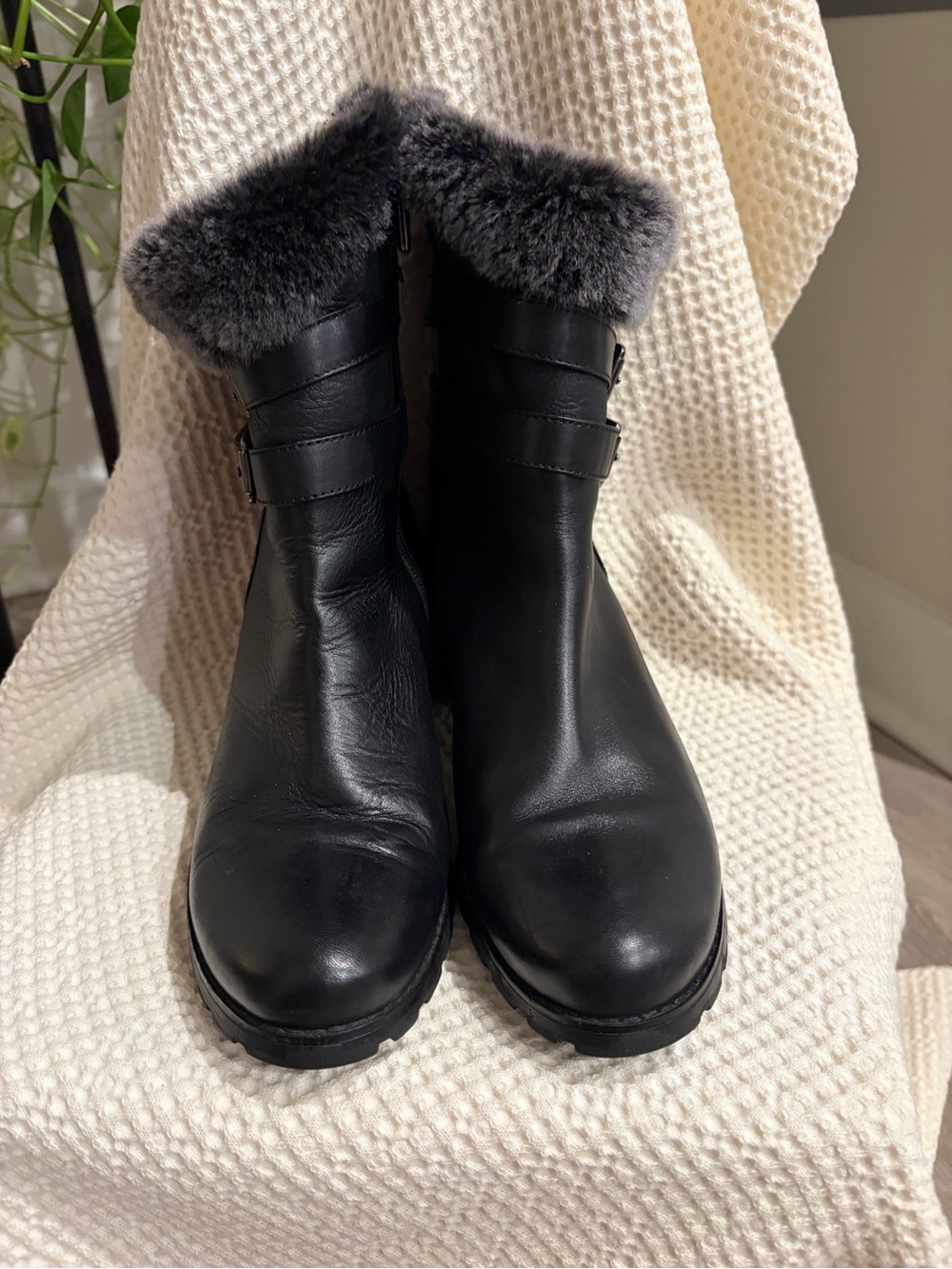 Blondo Leather Waterproof Boots with Wool lining and Faux Fur Trim